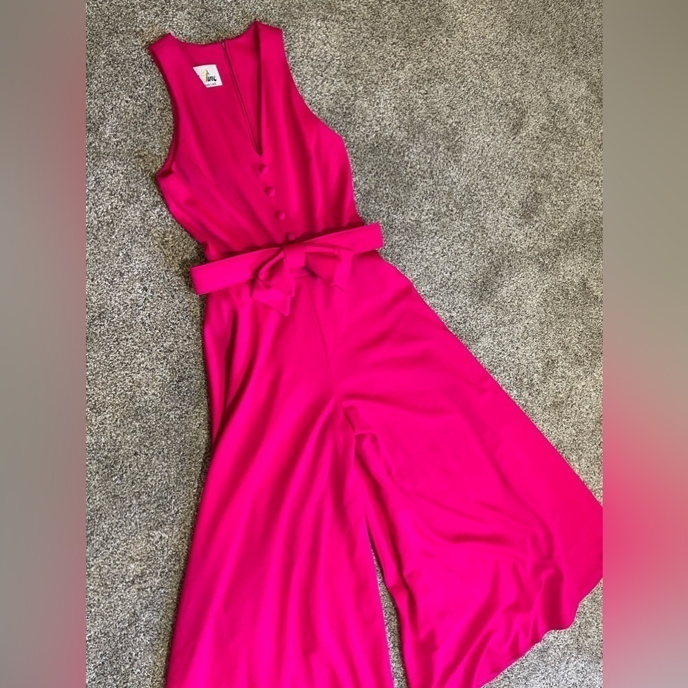 Mr. Fine Dallas Vintage 70s Bright Pink Romper Jumpsuit Bell Bottoms SM / Medium